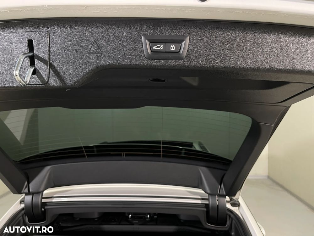 BMW Seria 5 530d xDrive Touring Aut. M Sport Edition - 35