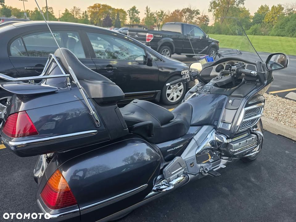 Honda GL - 39