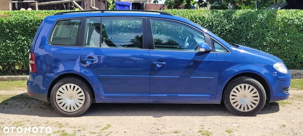Volkswagen Touran 2.0 TDI DPF DSG Comfortline - 1