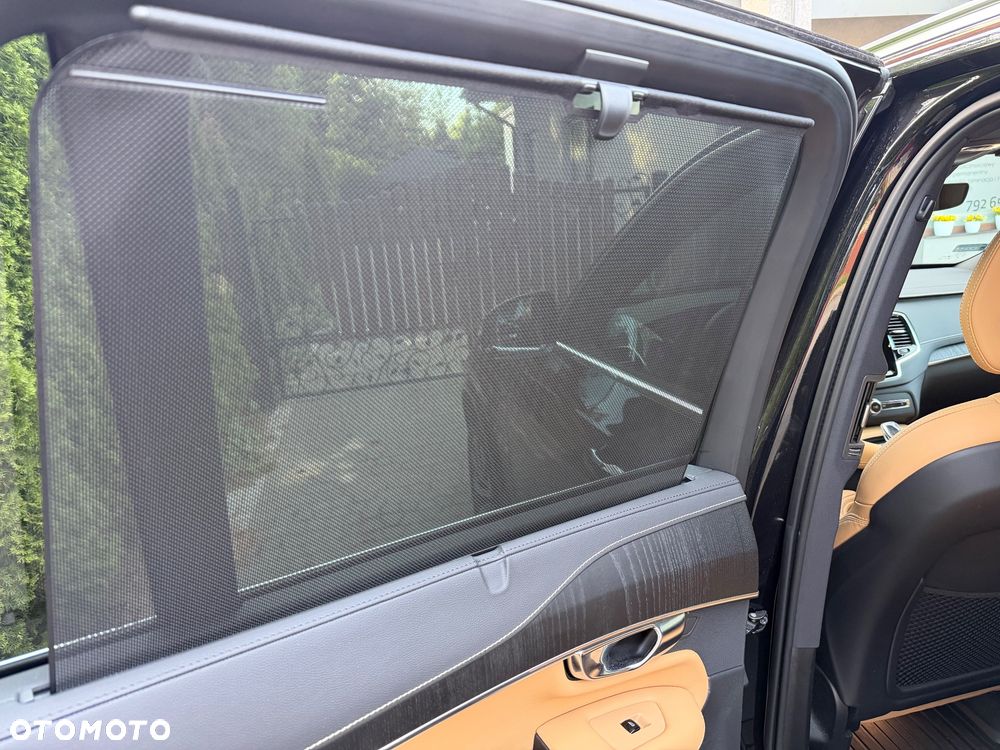 Volvo XC 90 - 12