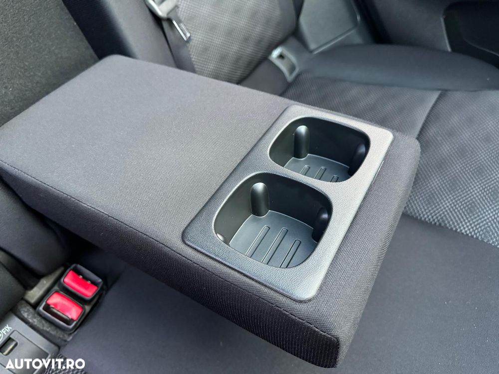 Nissan Qashqai 1.6 DCI Xtronic TEKNA - 29