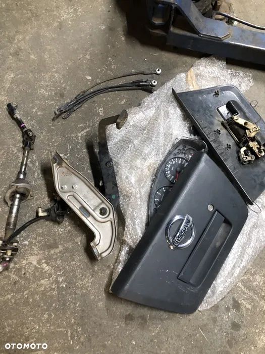 Halogen z mocowaniem Nissan navara d40 - 5