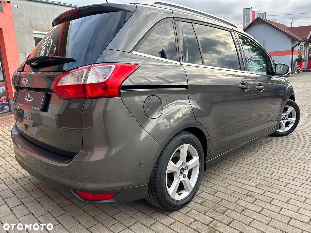 Ford Grand C-MAX - 8