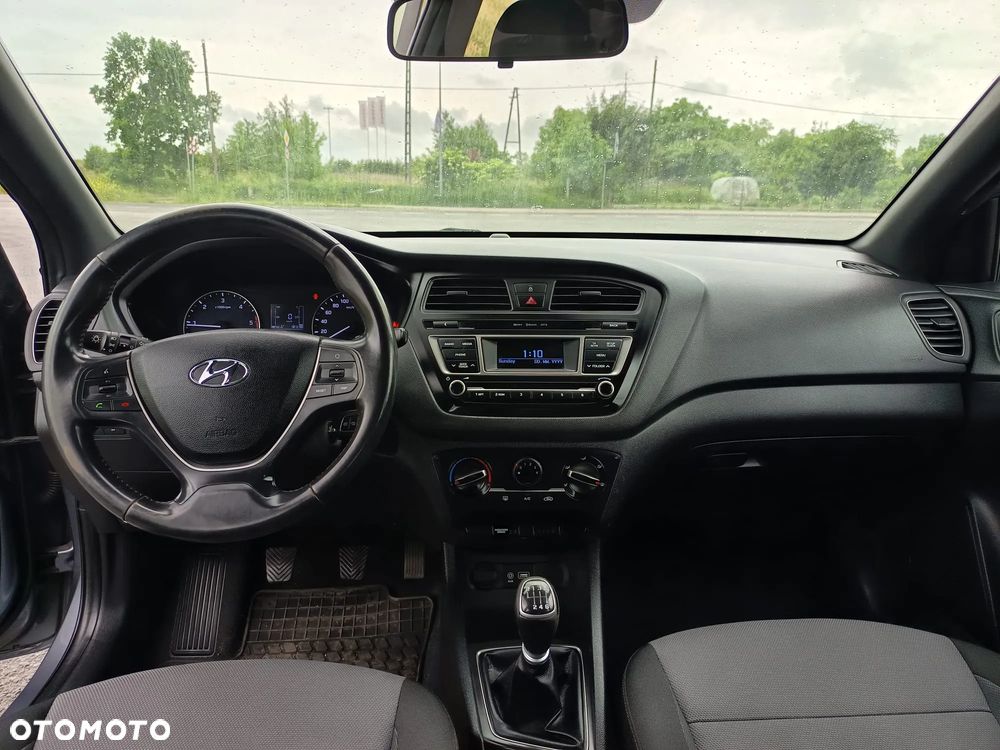 Hyundai i20 1.1 CRDi Classic + - 9