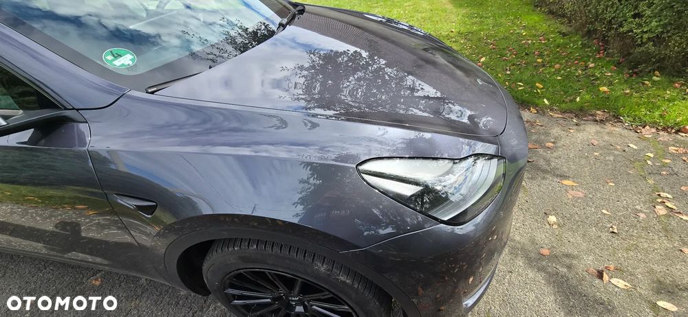 Tesla Y Model Long Range Dual Motor AWD - 5