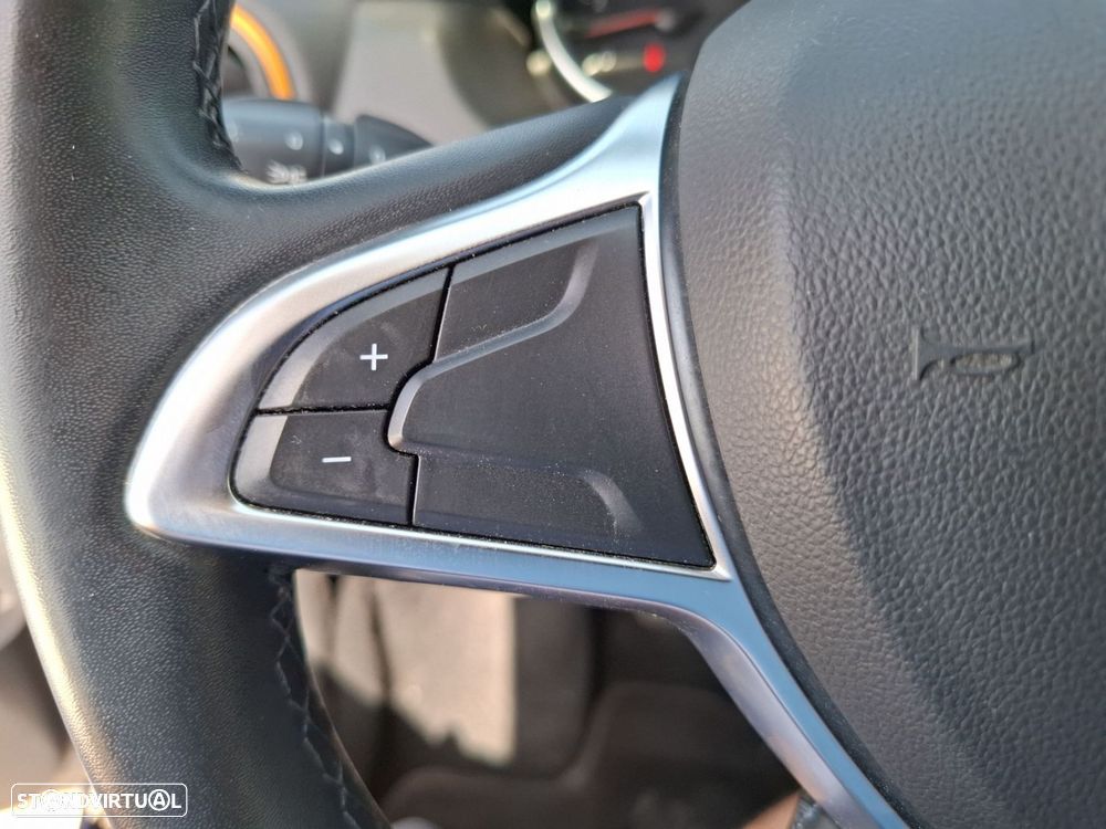 Dacia Duster 1.2 TCe SL Explorer - 16