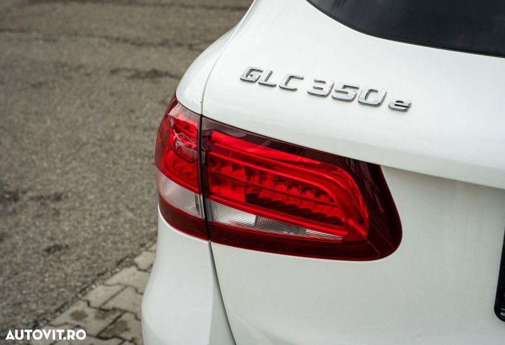 Mercedes-Benz GLC 350 e 4MATIC - 35