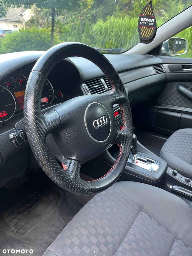 Audi A6 Avant 2.5 TDI Multitronic - 22