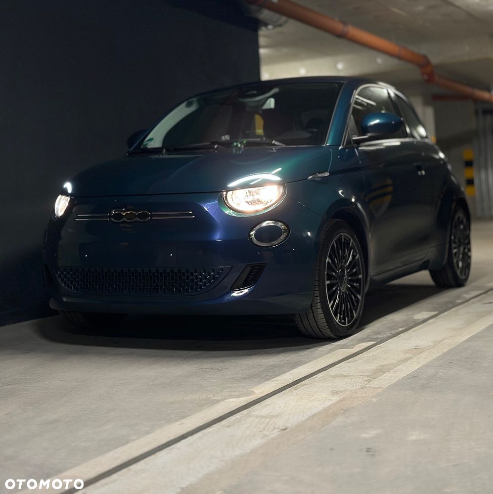 Fiat 500e Action - 1