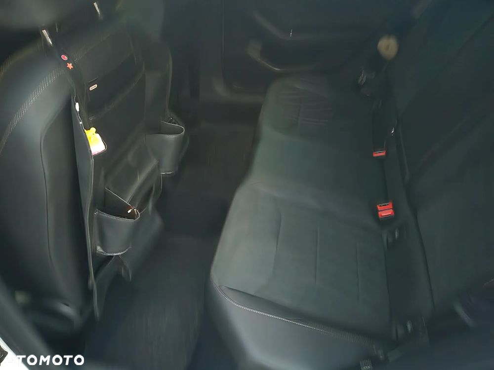 Volkswagen Arteon 2.0 TDI SCR R-Line DSG - 24