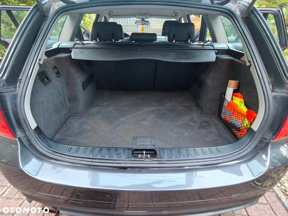 BMW Seria 3 320d - 8