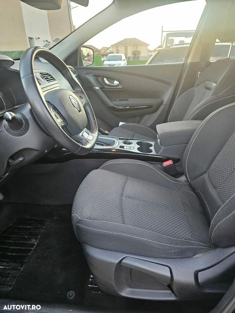 Renault Kadjar BLUE dCi EDC Intens - 9