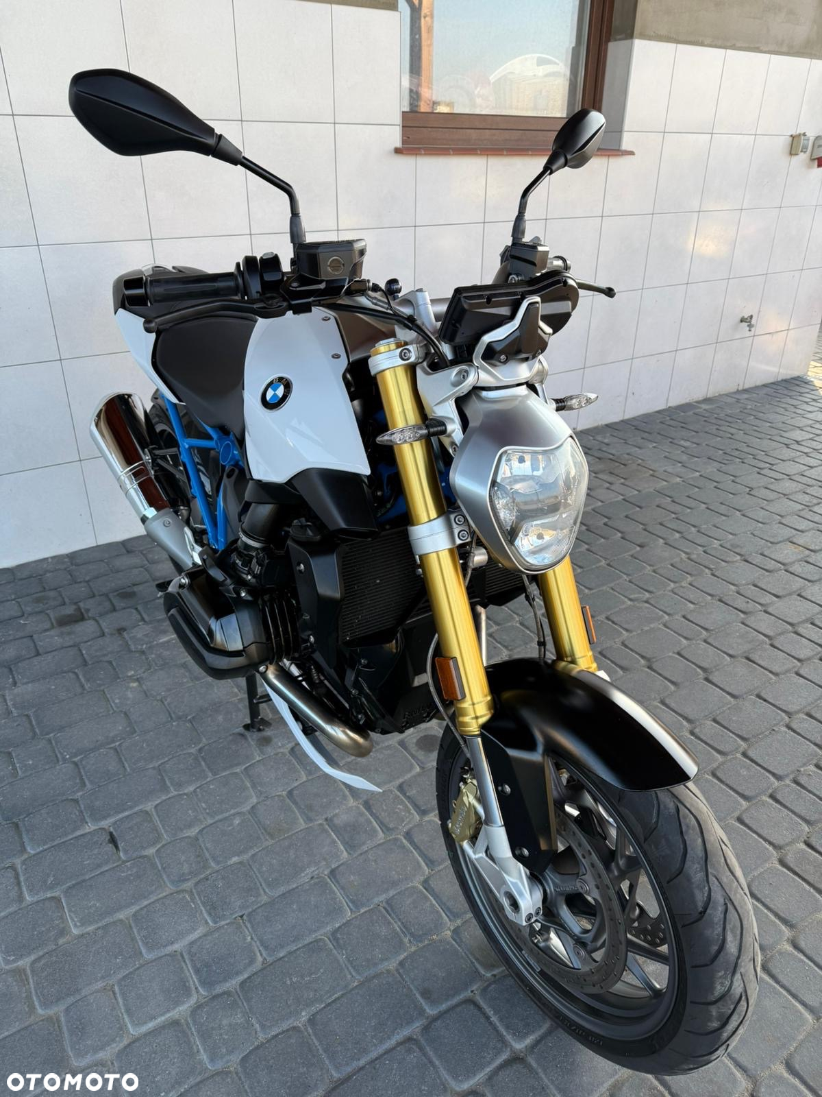 BMW R - 4