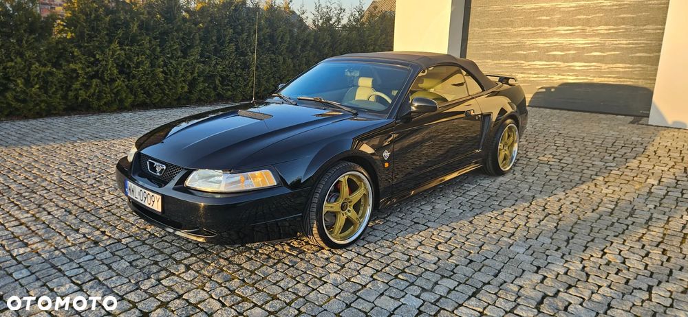 Ford Mustang - 15