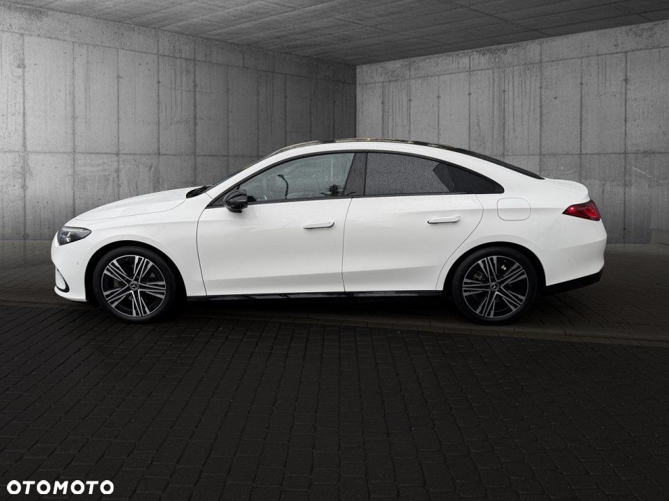 Mercedes-Benz CLA - 2