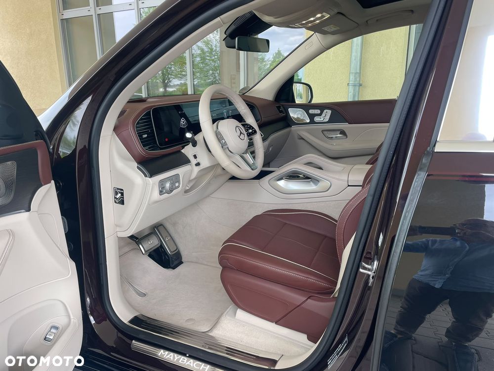 Mercedes-Benz Maybach GLS - 11