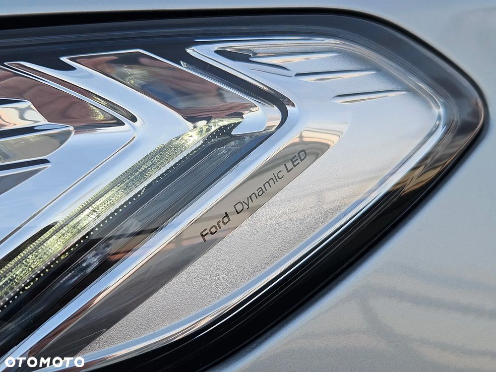Ford Mondeo - 9