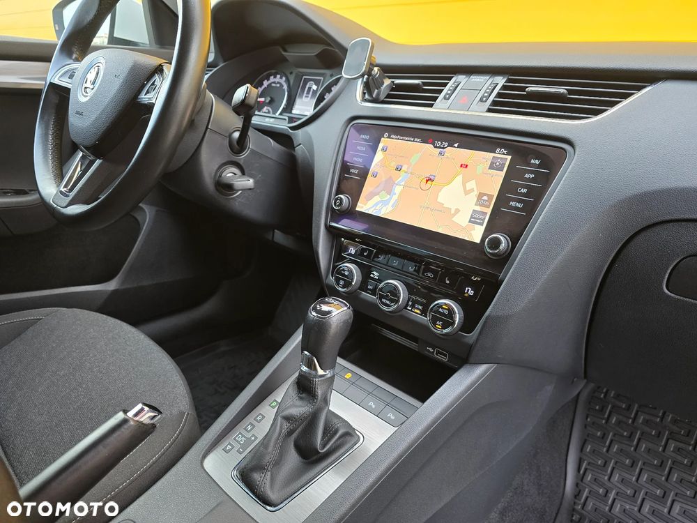 Skoda Octavia 2.0 TDI DSG Soleil - 37