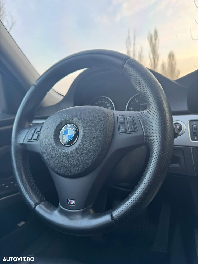 BMW Seria 3 320d - 11