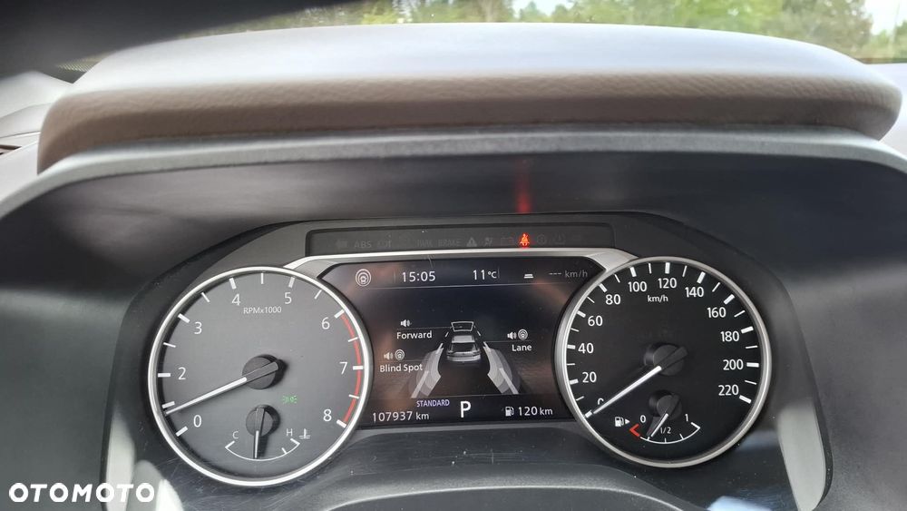 Nissan Rogue - 15