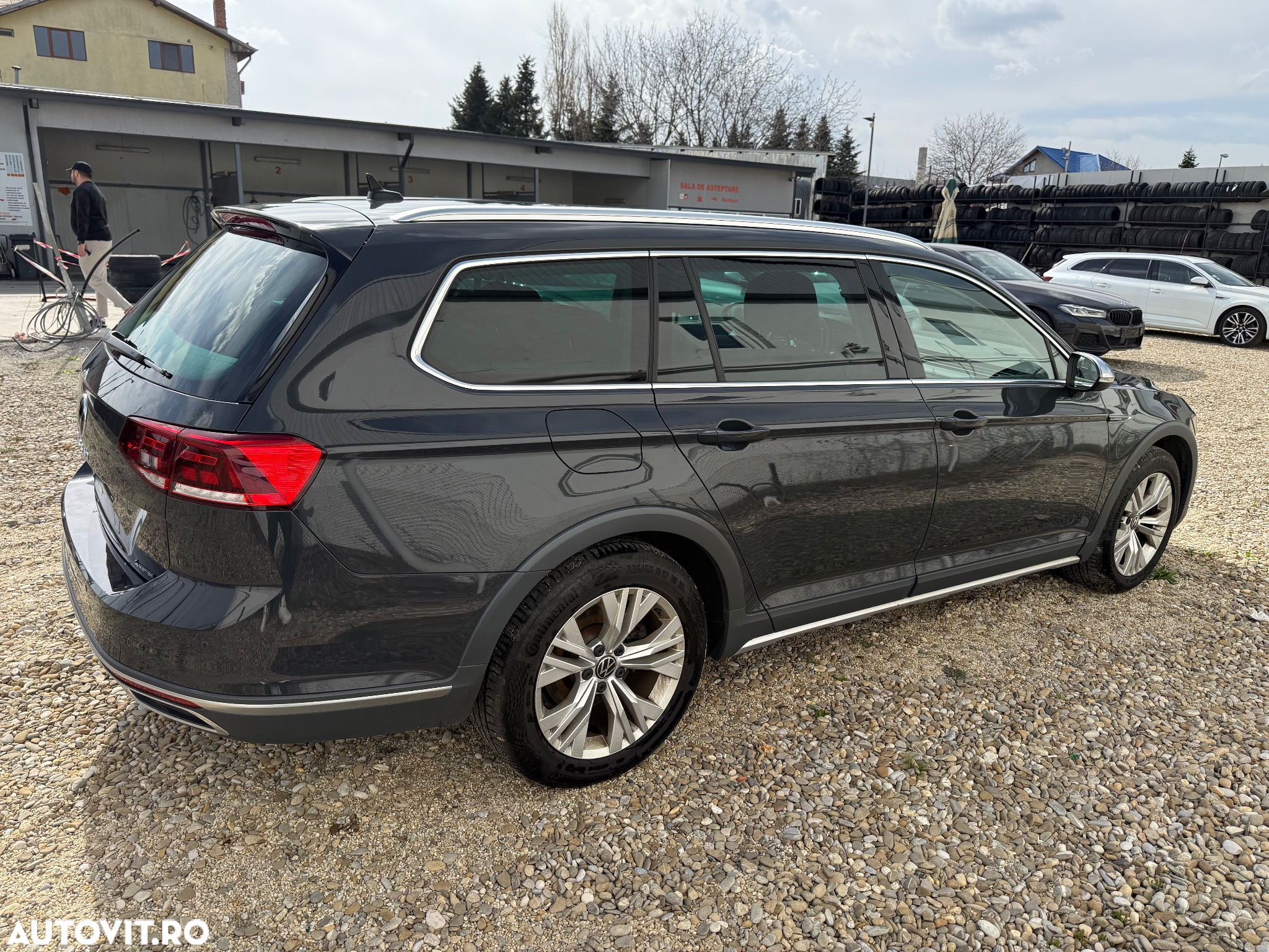 Volkswagen Passat - 6