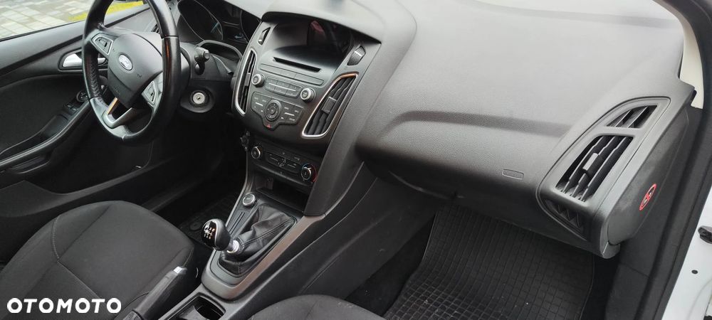 Ford Focus 1.5 TDCi Trend - 13