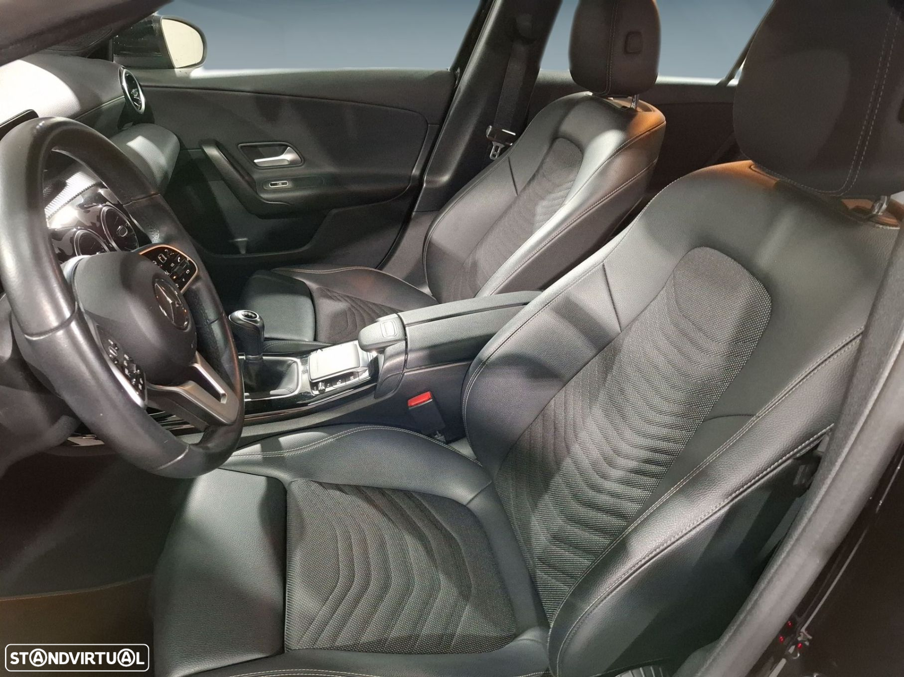 Mercedes-Benz A 180 d Style Plus - 11