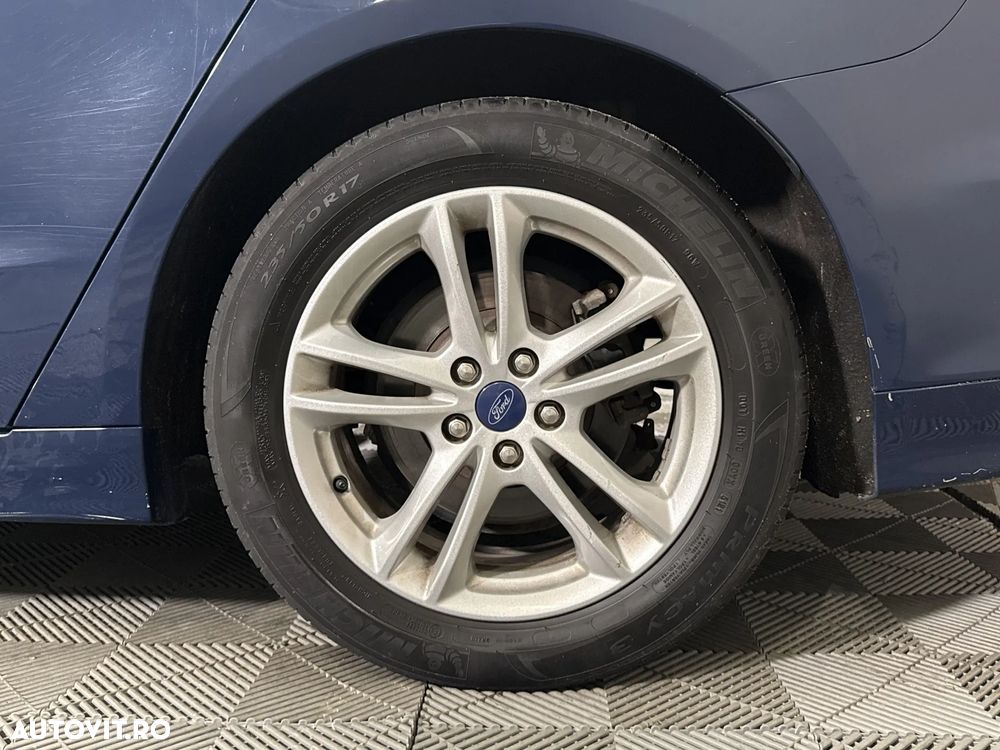 Ford Mondeo - 14