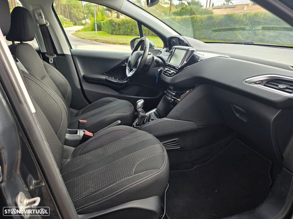 Peugeot 208 1.6 BlueHDi Allure - 16