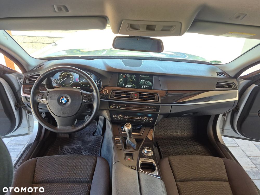 BMW Seria 5 520d - 19