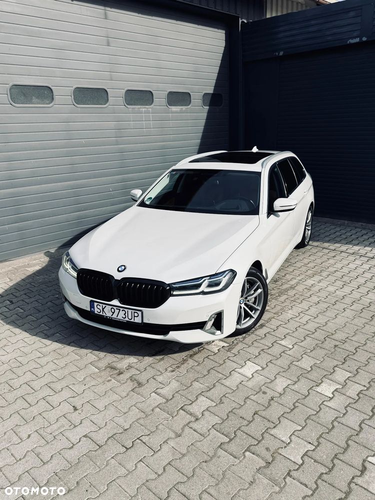 BMW Seria 5 530d xDrive Luxury Line sport - 9