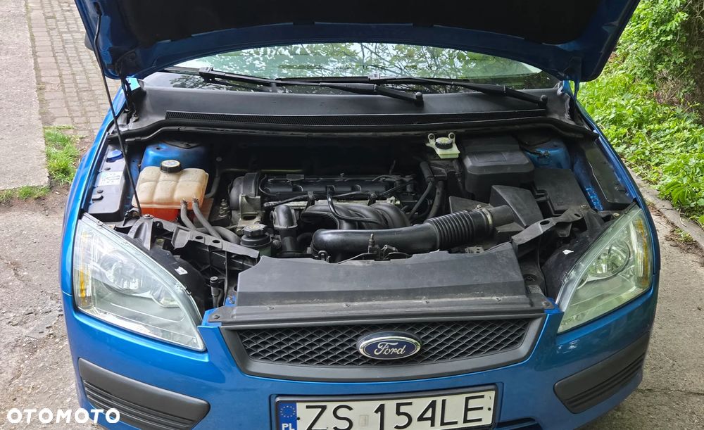 Ford Focus 1.6 16V Fun - 8