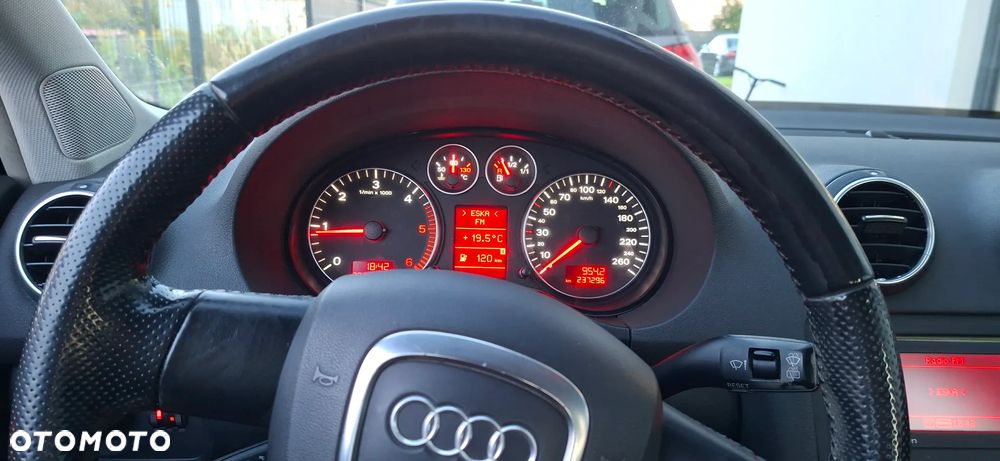 Audi A3 Sportback 1.9 TDI DPF S line Sportpaket (plus) - 34
