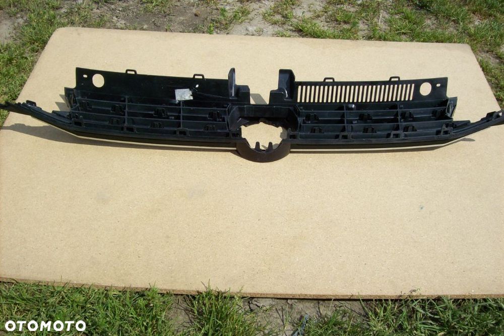 grill vw touran ii/5ta - 4