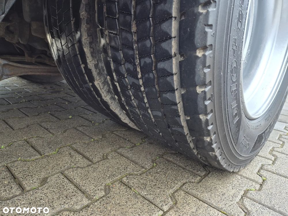 Volvo FM 330 / SKRZYNIA / HDS HIAB 840KG / KABINA SYPIALNIANA / AUTOMAT / HAK - 18