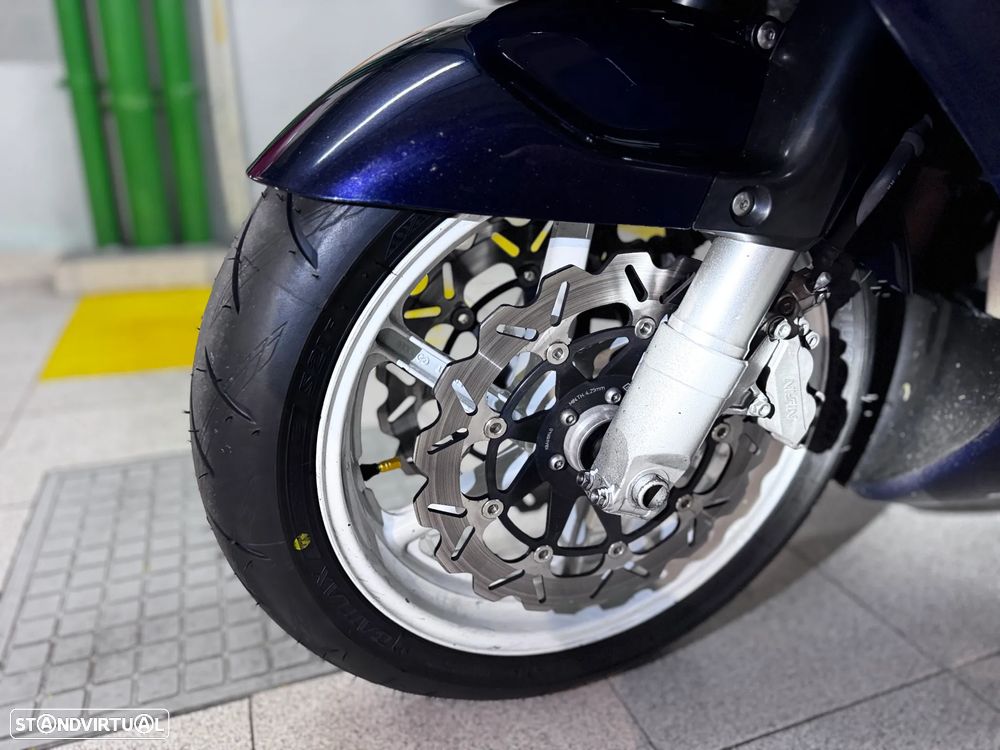 Honda CBR CBR900RR SC33 - FIREBLADE - 15
