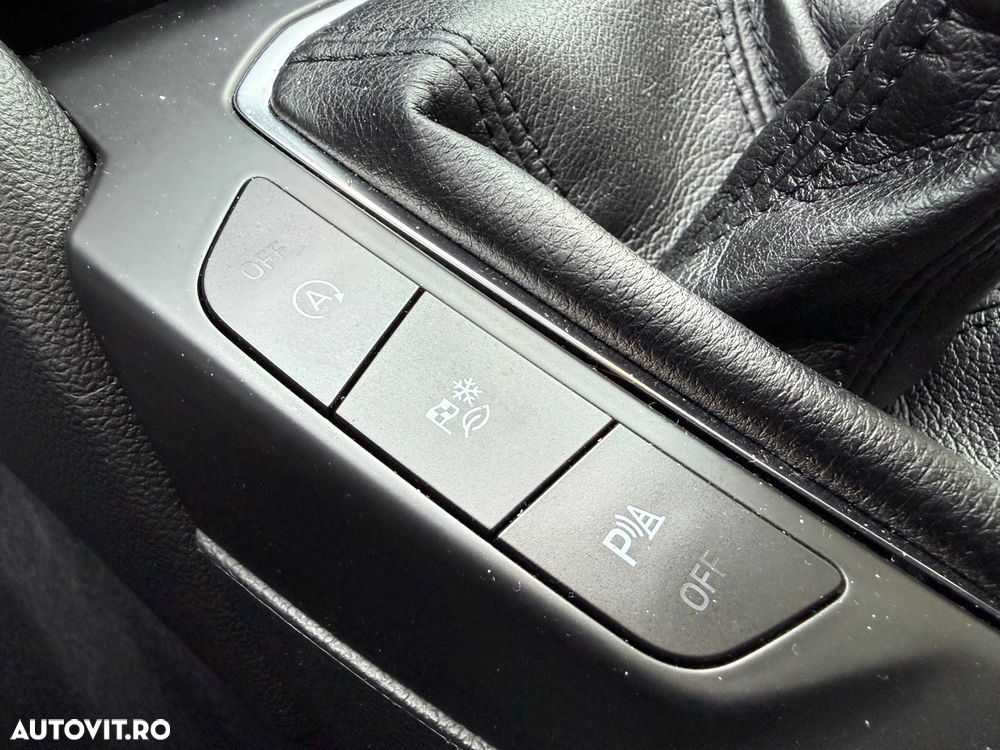 Ford Focus 1.5 EcoBlue Start-Stopp-System COOL&CONNECT - 21