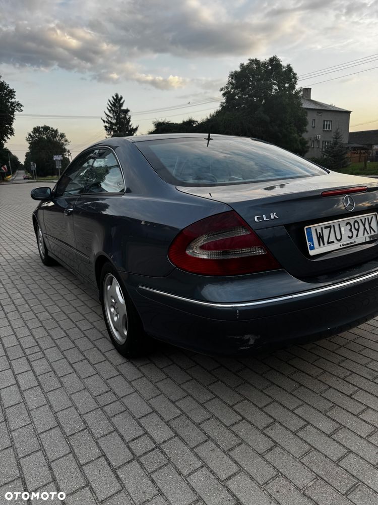 Mercedes-Benz CLK 270 CDI Avantgarde - 4