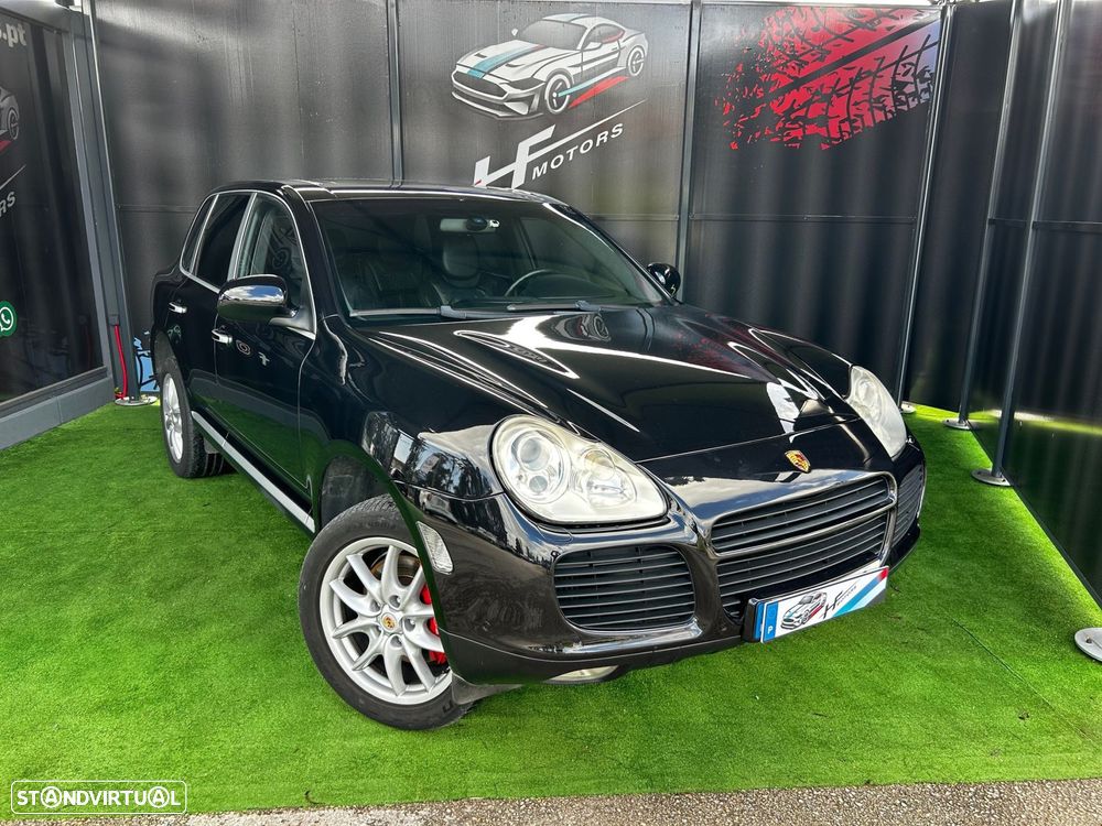 Porsche Cayenne Turbo - 3