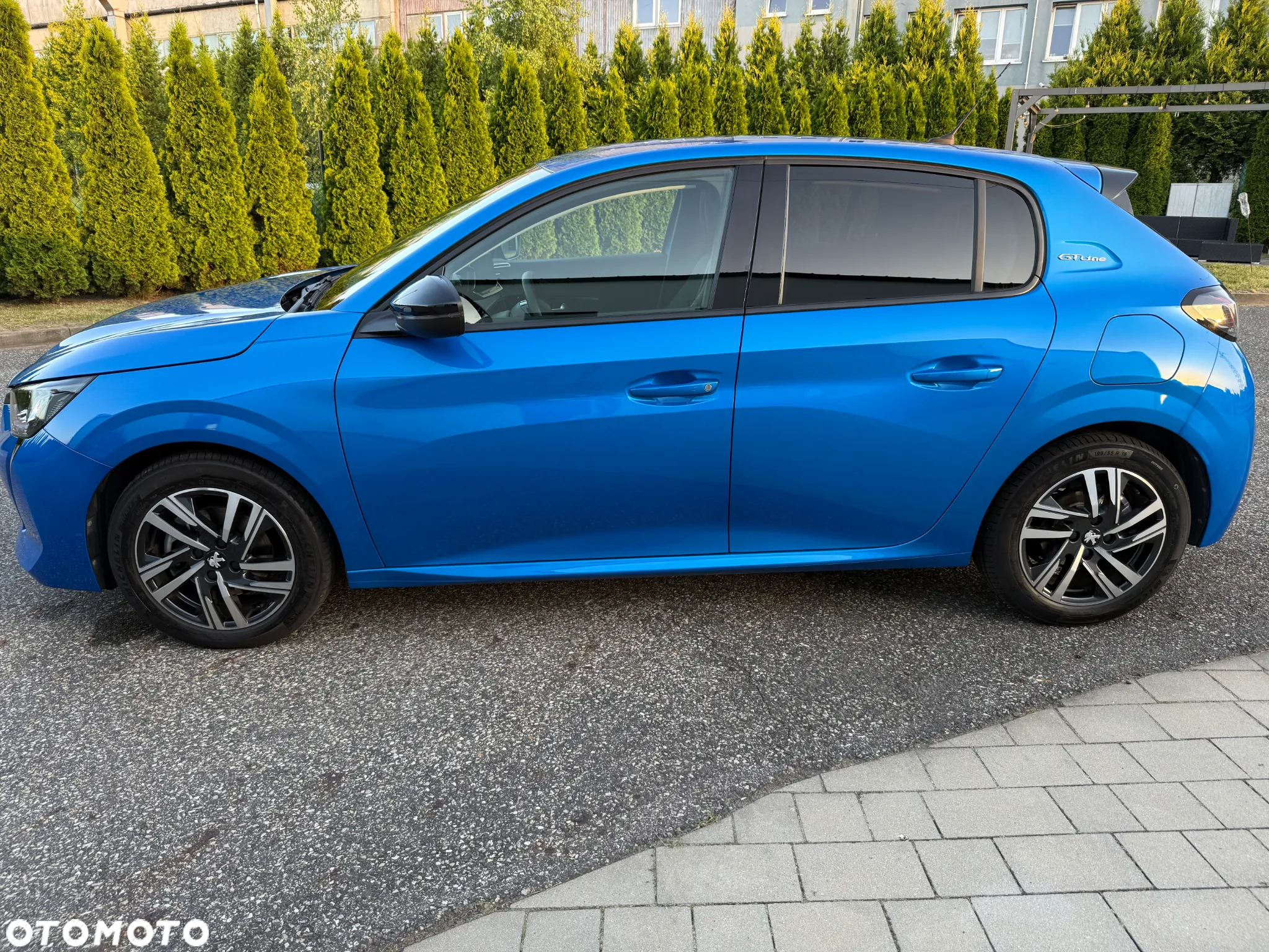 Peugeot 208 - 7