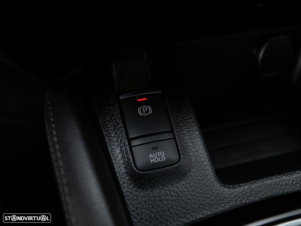 Nissan Qashqai 1.5 dCi N-Connecta - 17