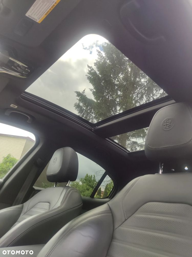 Alfa Romeo Stelvio 2.0 Turbo 16V AT8-Q4 Veloce Ti - 12