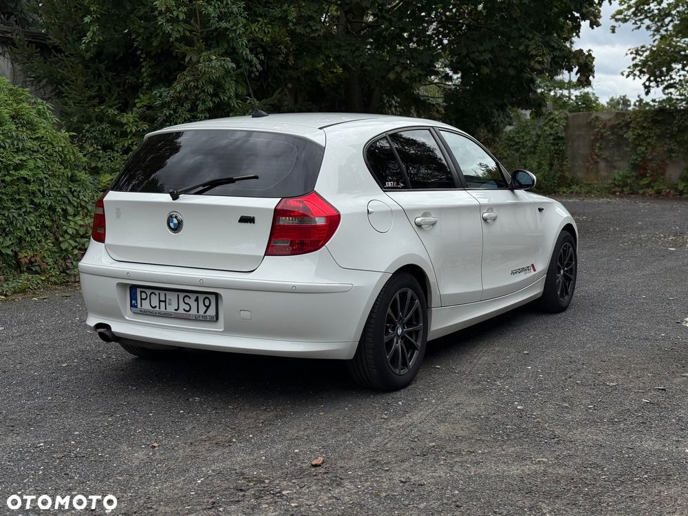 BMW Seria 1 116i - 6