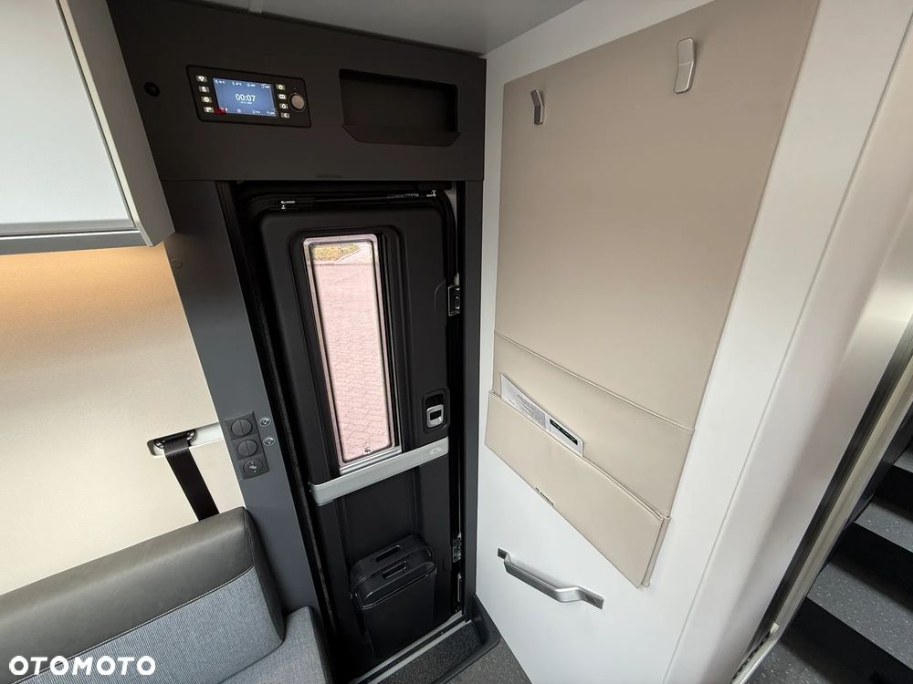 Adria Compact Max DL - 11
