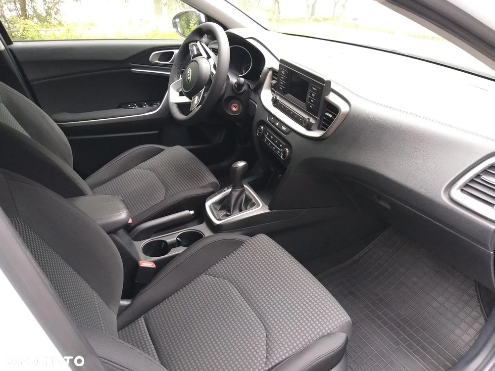 Kia Ceed 1.0 T-GDI S - 11