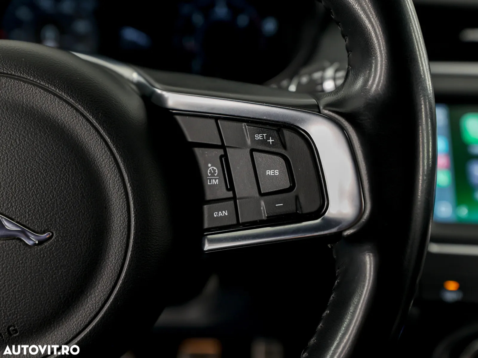 Jaguar E-Pace D150 FWD R-Dynamic S - 27