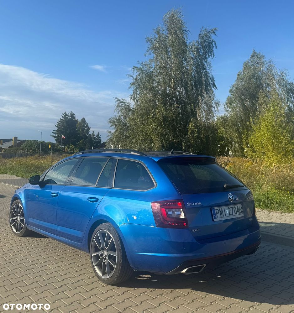 Skoda Octavia 2.0 TDI 4x4 DSG RS - 7