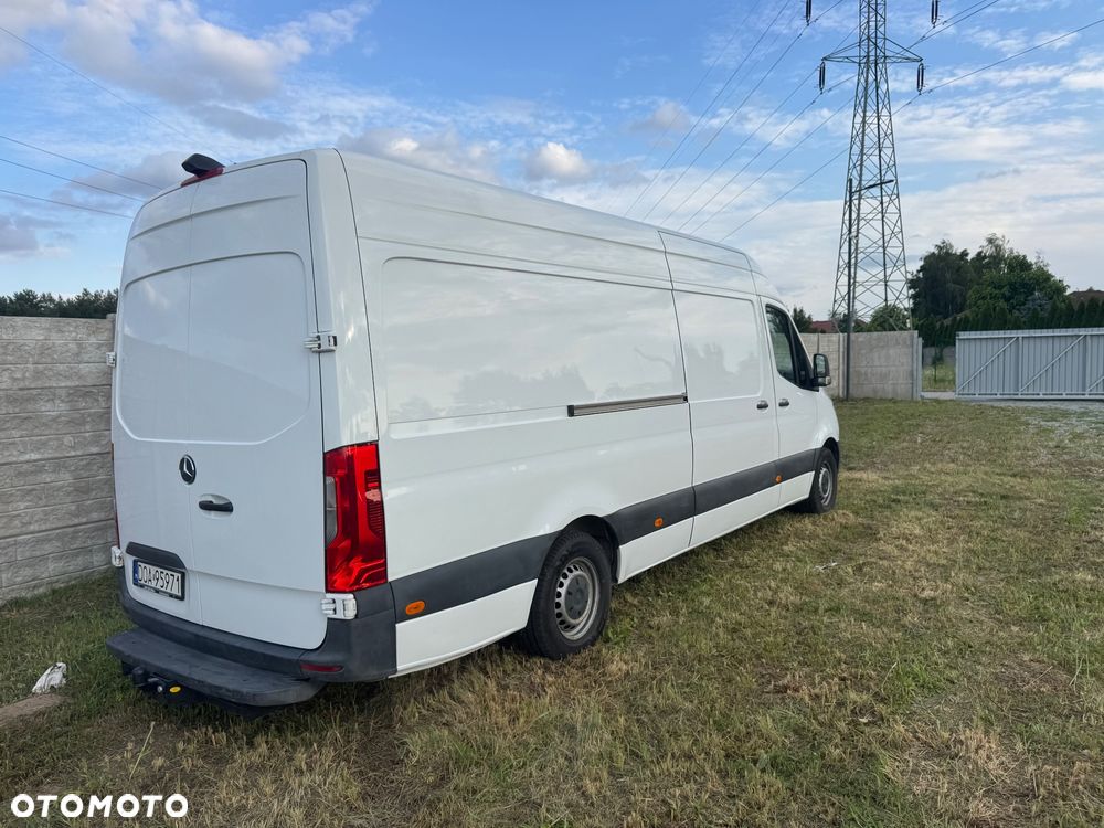 Mercedes-Benz SPRINTER - 8
