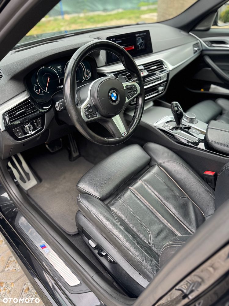BMW Seria 5 540d xDrive M Sport sport - 12