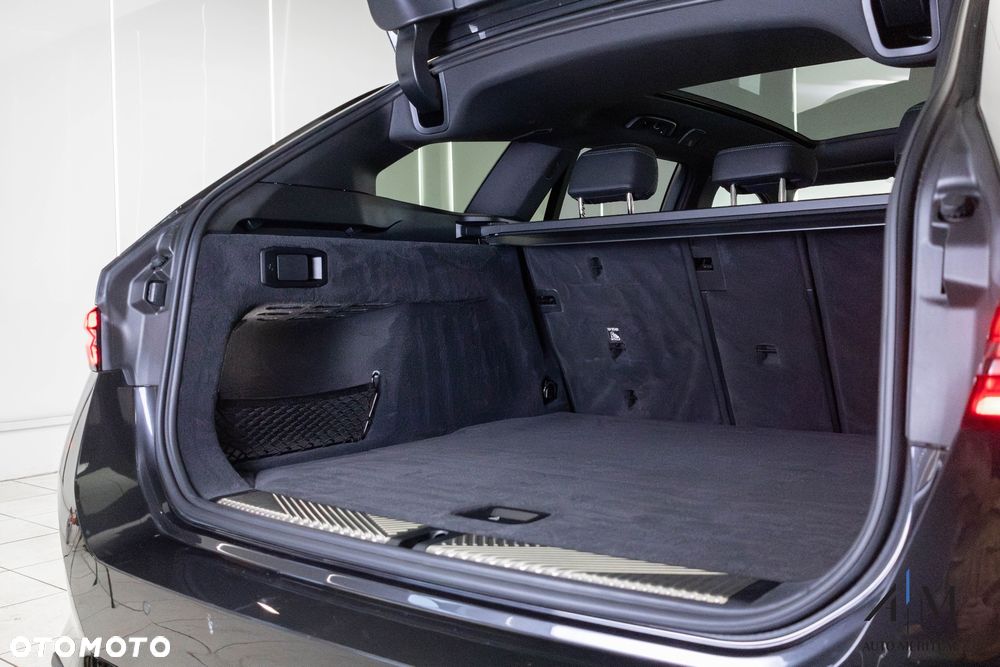 BMW Seria 5 520d xDrive - 35